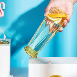 Commercio all'ingrosso 400ml Wellness vetro bottiglia di acqua cristallo infuso gemma con pietra colorata tazza di vetro minimalista per bicchieri - Product Image 3