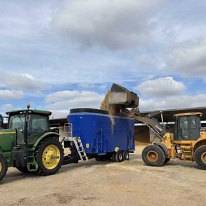 Nuovo Miscelatore di Mangimi TMR in Acciaio per Allevamenti di Bovini e Caseifici, Silos Personalizzabili, Attrezzatura per Distribuzione, Protezione per Tappeti - Product Image 5