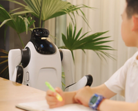 Robot populaire Qiyuans T1 à double morphologie, mouvement silencieux sur roues pour intérieur, robot quadrupède pour extérieur, adapté aux terrains complexes