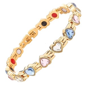 Bracciale da Donna con Cristalli a Forma di Cuore, Placcato Oro e Argento, Bracciale con Strass Colorati a Cuore, Gioielli alla Moda - Product Image 2