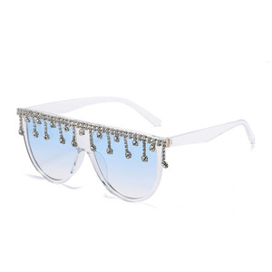Jamie 5698B <b>Large</b> <b>Frame</b> Sunglasses Black Rhinestone Pendant UV400 Women's Fashion Sun Shades - Product Image 2