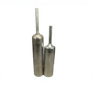 แจกันดอกไม้อะลูมิเนียมทรงเหลี่ยมลายตอก รุ่น AG-15281 ยี่ห้อ Amson Brass สำหรับตกแต่งบ้าน ร้านอาหาร งานแต่งงาน ดีไซน์ทันสมัย เป็นมิตรกับสิ่งแวดล้อม - Product Image 1