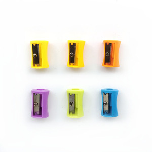 Taille-crayon écologique en plastique Kawaii, multicolore, en forme de tasse, petit taille-crayon pour enfants - Product Image 4