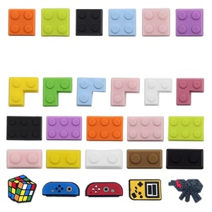 Breloques personnalisables en PVC pour chaussures <span class=keywords><strong>Lego</strong></span> Blocks Rubik's Cubes et autres accessoires mignons pour chaussures Accessoires de bricolage - Product Image 1