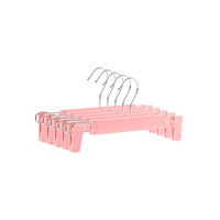 Funktionelle Household Frosted Plastic Pant Hangers mit rutsch festem, spurlosem Design und Dry-Wet Dual