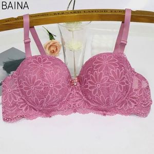 Soutien-gorge en dentelle sans couture pour femme, push-up, anti-épaississement, grande taille, col en V, uni, avec armatures, vente en gros - Product Image 3