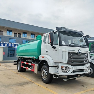 Mejor Precio HOWO Camión Cisterna de Agua Diésel de 14 Toneladas 4X2 14000 Litros Camión Cisterna con Aspersor - Product Image 1
