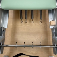 Studio professionnel de Hong Kong, utilisation à domicile, reformer de Pilates classique en aluminium avec tour