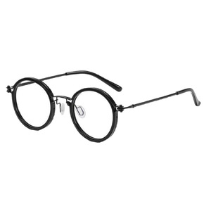 Nouvelles Lunettes Anti-lumière Bleue Plein Cadre pour Femme, Style Minesweeper Storm, Tendance Mode, Monture Vintage Polyvalente - Product Image 4