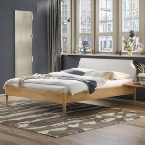 <span class=keywords><strong>Lit</strong></span> contemporain de grande taille en bois massif par un designer célèbre, tapisserie d'ameublement, meubles de chambre à coucher extensibles pour hôtels - Product Image 4