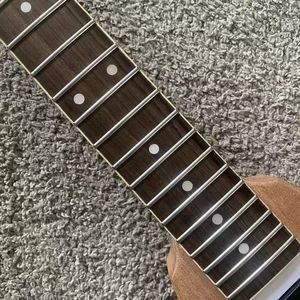 กีตาร์ไฟฟ้า <span class=keywords><strong>Flying</strong></span> <span class=keywords><strong>V</strong></span> กึ่งสำเร็จรูป พร้อมที่จับสายแบบหรูหรา ตัวกีตาร์ทำจากไม้โอ๊ค คอทำจากไม้เมเปิลยุโรป ฟิงเกอร์บอร์ดทำจากไม้โรสวูด - Product Image 4