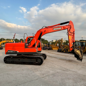 Excavatrice Doosan Dx140lc-9c d'occasion, fabrication coréenne, prix bas, haute qualité, excavatrice Doosan 140 d'occasion à vendre - Product Image 5