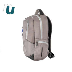 Sac à dos pour ordinateur portable en polyester premium tendance 2025 avec option de personnalisation Taylor, idéal pour les affaires, le style décontracté, les étudiants et l'usage quotidien - Product Image 1