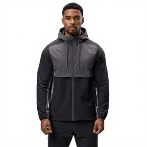 Ensemble de survêtement sportif pour homme en molleton technique à capuche, confortable et écologique, idéal pour la salle de sport, la remise en forme et le jogging - Product Image 1