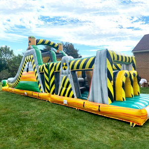Mega castillo inflable para niños con tobogán, pista de obstáculos inflable peligrosa y tóxica para adultos. - Product Image 1