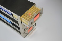 Utilisation en laboratoire Biobank tubes cryogéniques en acier inoxydable Bibliothèque d'échantillons personnalisés Stockage de l'azote liquide Racks de congélation pour Cryo Boxes