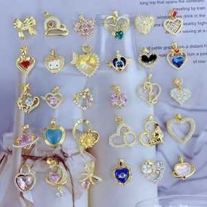 Colgante de Oro 18k al por Mayor con Micro Pavé de Zirconia, Múltiples Estilos: Corazón y Osito de Peluche - Product Image 1