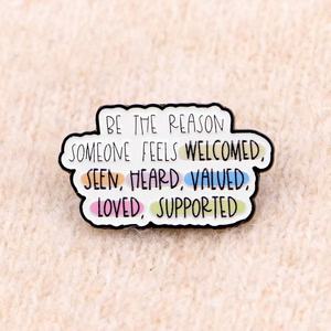 Spilla in metallo BE the REASON, distintivo creativo con lettere inglesi, accessorio per gioielli e abbigliamento - Product Image 3