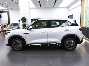 BYD Yuan up 2025 Édition Conduite Intelligente 401KM, Véhicule Quasi Neuf, Remise sur le <span class=keywords><strong>prix</strong></span> pour 5000KM, Vente en Gros Yudian - Product Image 3