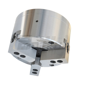 Mandril Neumático de Tres Mordazas Semi-Perforado Betterfair KB05-3 para Torno CNC, 9.5 kg, Acero, Hecho en China - Product Image 3