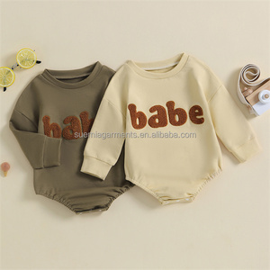 Automne Fuzzy babe Broderie À Manches Longues Col Rond Sweat Bébé Body Barboteuse - Product Image 1