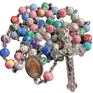 Rosario in Argilla Morbida Colorata Collana Religiosa Rosario Cattolico in Argilla Polimerica - Product Image 1