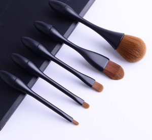 Kleine 5Pcs Makeup Brush Set Aangepaste Taille Stijl Zachte Set Nylon Haar Bevatten Pvc Verpakking - Product Image 3