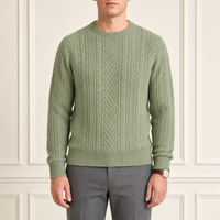 Fabricant de tricots sur mesure – Pull en maille torsadée verte à col rond et manches longues pour homme, avec ourlets et poignets côtelés – Vente en gros pour l'hiver