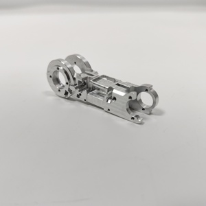 การขึ้นรูปชิ้นส่วนอะลูมิเนียมด้วยเครื่อง CNC การควบคุมการทำงานของเครื่อง CNC การขึ้นรูปชิ้นส่วนอะลูมิเนียม การขึ้นรูปชิ้นส่วนฮาร์ดแวร์ด้วยเครื่องจักร - Product Image 1