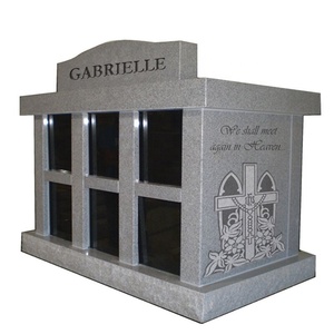 Columbario in Granito per Cremazione con 2 o 4 Nicchie Piccolo - Product Image 1
