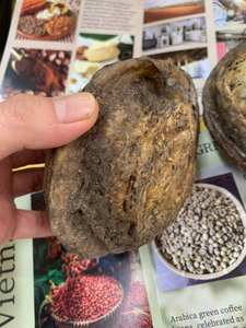 ยางธรรมชาติเกรดอุตสาหกรรมสีน้ำตาลแบบอัดแท่งจากเวียดนาม ผงสำหรับขึ้นรูป คุณสมบัติทนทานต่อการสึกหรอและการเสื่อมสภาพ เหมาะสำหรับยานยนต์และเครื่องใช้ไฟฟ้าภายในบ้าน - Product Image 4