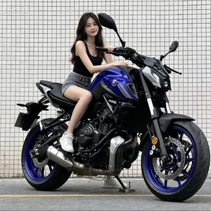 <span class=keywords><strong>Yamaha</strong></span> <span class=keywords><strong>MT</strong></span>-07 : Hyper Naked bicylindre CP2 de 689 cm³ avec maniabilité agile et puissance torsionnelle - Product Image 1