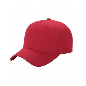 Gorra Wanderer de tela reciclada para aventuras al aire libre, viajes, deportes y uso casual, que ofrece un material suave y un ajuste cómodo. - Product Image 1