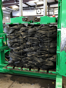Enfardadora Hidráulica Vertical Industrial para Neumáticos de Desecho con Motor para Reciclaje de Neumáticos de Desecho, Alta Eficiencia y Bajo Consumo de Energía - Product Image 2