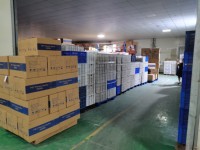 Bouteilles transparentes en PET de 250 ml, 330 ml, 500 ml pour boissons gazeuses, jus et sodas, avec couvercle, jetables