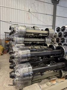 Fournisseur d'essieux de remorque de 13 tonnes, type américain et type allemand, essieux de <span class=keywords><strong>semi</strong></span>-remorque avec système de frein à tambour - Product Image 2