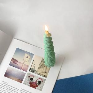 Bougies coniques <span class=keywords><strong>de</strong></span> Noël en <span class=keywords><strong>forme</strong></span> d'arbre scintillant rustiques faites à la main Nouveaux modèles créatifs - Product Image 4