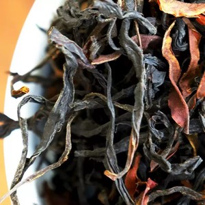 Thé noir Yunnan Dian Hong de haute qualité, arôme miel, thé sauvage d'arbres anciens de Qianjiazhai, Yunnan - Product Image 3
