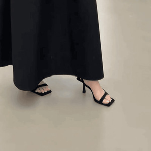 Sandales d'été ouvertes à <span class=keywords><strong>talon</strong></span> aiguille noir pour femme, élégantes et confortables, idéales pour le travail, les mariages et les soirées, avec tige en microfibre. - Product Image 5