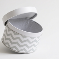 Boîte à bijoux cylindrique rigide de luxe avec logo personnalisé, emballage en tube de papier de marque privée pour cadeau de fleurs en gros
