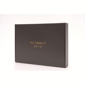 กล่องกระดาษใส่ของขวัญรองเท้าแบบกำหนดเอง - Product Image 3