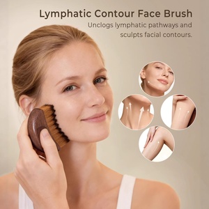 Brosse de massage faciale lymphatique en forme de lune TK, très vendue, avec manche en bois original, pour rituels de drainage lymphatique du visage - Product Image 2