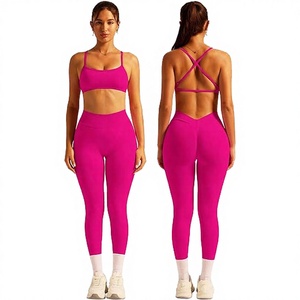 Short de yoga à séchage rapide, taille élastique, tenue de sport pour femme, ensemble 1 pièce, vêtements de sport pour le yoga et la course à pied avec logo avant - Product Image 3