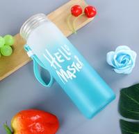 Bouteille d'eau diffuseur de lettres colorées avec housse en tissu, gobelet portable, bouteille d'eau givrée