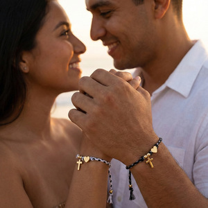 Bracelets de promesse avec pendentif en forme de cœur croisé, corde tressée réglable, bijoux d'amitié, cadeau pour les amoureux, cadeau de la Saint-Valentin - Product Image 1