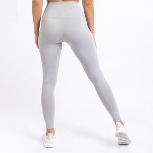 Ensemble de yoga fitness pour femme, couleur unie, tricoté côtelé sans couture, avec effet froncé aux fesses - Product Image 4