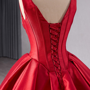 Robe de soirée élégante et modeste en satin rouge sans manches de haute qualité pour femme, vente chaude, vente en gros Rsm241068 - Product Image 4