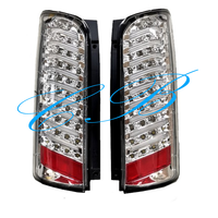 Bus LED rojo lámpara trasera luz de freno trasero para caravana Urvan NV350 E26 2012-2020 luces traseras LED dobles luces traseras automáticas 26550-5YE5A