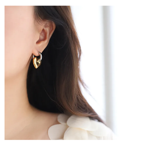 Pendiente de corazón grueso chapado en oro de 18 quilates, pendiente de acero inoxidable sin deslustre, suministros de joyería para mujer directamente de la India - Product Image 2