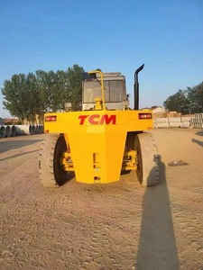 Chariot élévateur diesel d'occasion fiable de 3/5/8/10/15/16/25/30 tonnes Mitsubishi KOMATSU MITSUBISHI FD200 FD250 FD300 High Master à vendre maintenant - Product Image 3